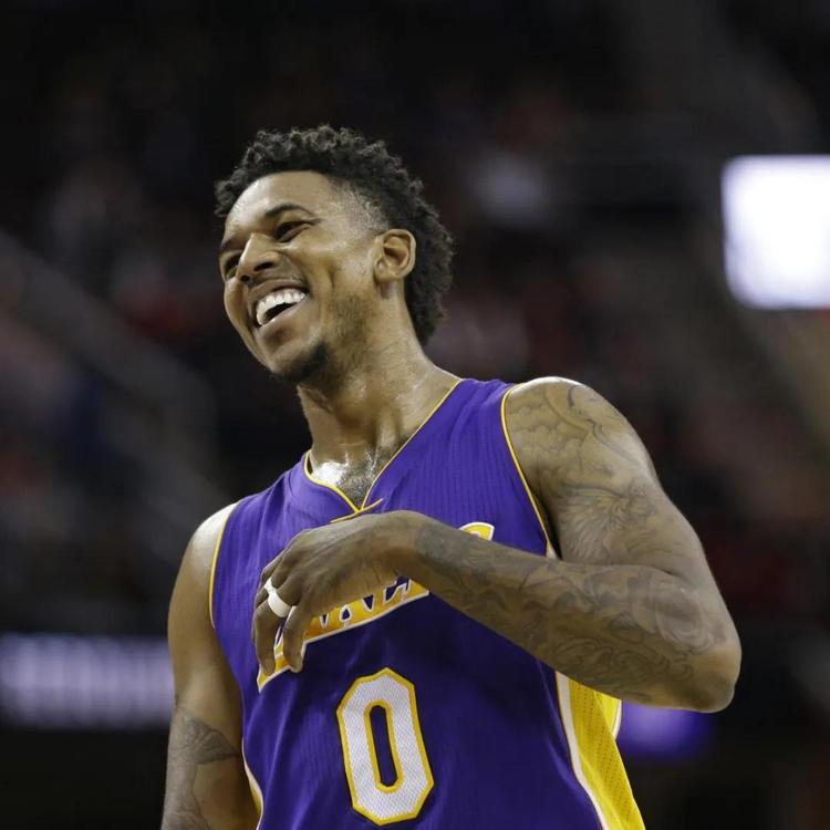 《群星》全新物种包现已推出：点燃银河战火