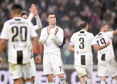 斯普利特：灰熊的双塔阵容不常见但很有威胁，我们得严阵以待