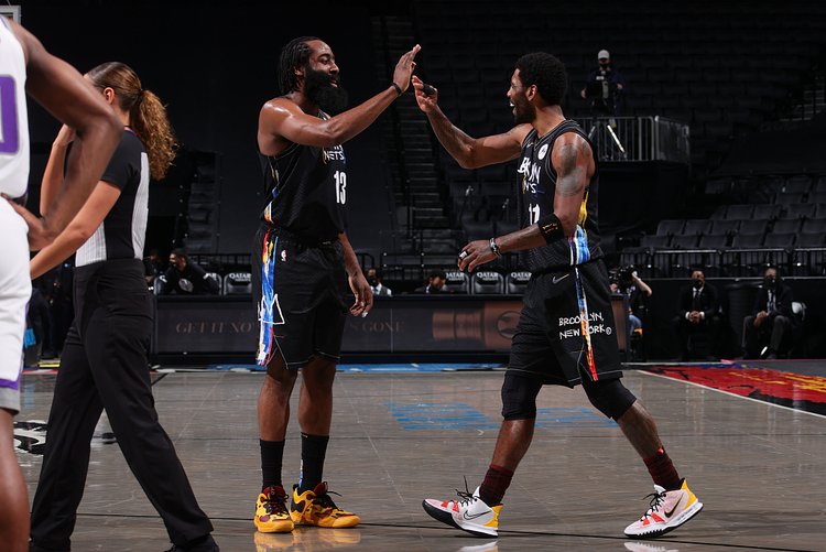 独行侠险胜国王！浓眉表现低迷，状元弗拉格贡献出色 威少关键时刻选择失误